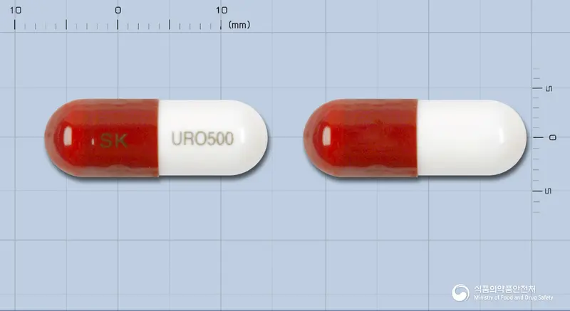 유로세프캡슐500밀리그램(세파드록실수화물) 앞뒤 사진 (빨간색 캡슐, 각인 SK URO500)