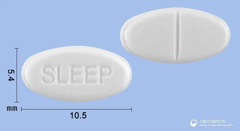 스메르정(독시라민숙신산염) 앞뒤 사진 (흰색 타원형, 각인 SLEEP)