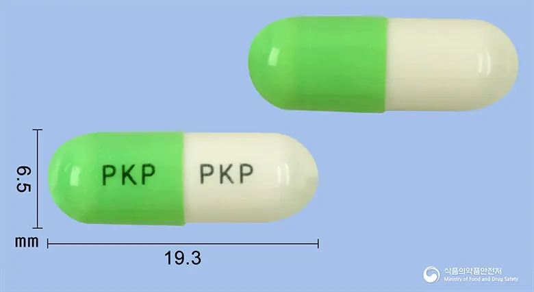 소롤캡슐200밀리그램(소브레롤) 앞뒤 사진 (연두색 캡슐, 각인 PKP PKP)
