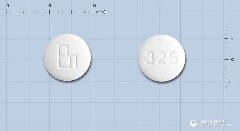 루트펜325밀리그램정(아세트아미노펜) 앞뒤 사진 (흰색 원형, 각인 325)