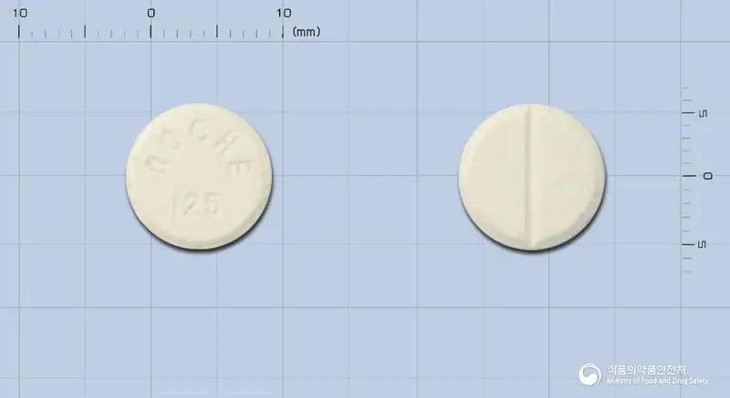마도파확산정125 앞뒤 사진 (흰색 원형, 각인 ROCHE125)