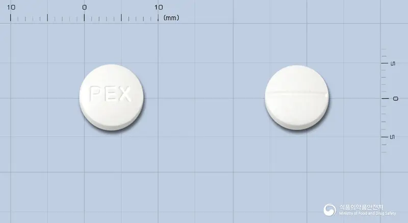 페락스정(클로르페네신카르바메이트)(수출용) 앞뒤 사진 (흰색 원형, 각인 PEX)