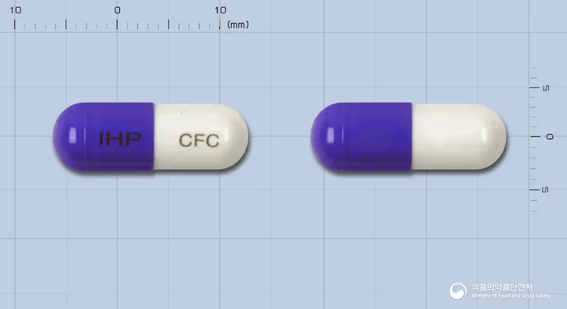 일화세파클러캡슐250밀리그램(수출명:Folacefcapsule250mg(cefaclor)) 앞뒤 사진 (보라색 캡슐, 각인 IHP CFC)