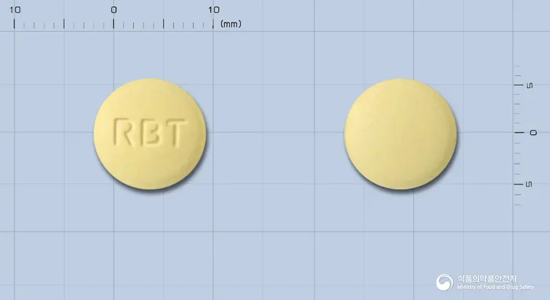 라비트정 앞뒤 사진 (노란색 원형, 각인 RBT)