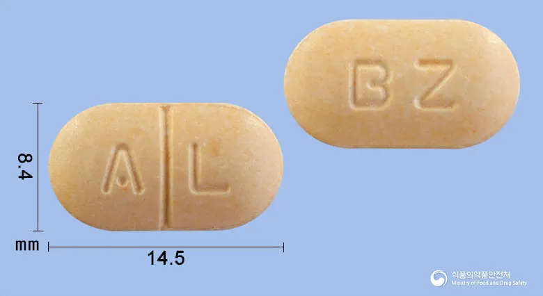 알비정400mg(알벤다졸) 앞뒤 사진 (주황색 장방형, 각인 A L / B Z)
