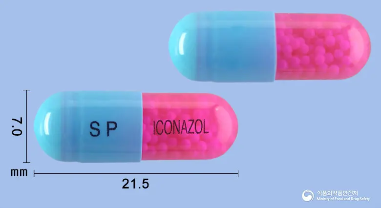 이코나졸캡슐(이트라코나졸) 앞뒤 사진 (파란색 캡슐, 각인 SP ICONAZOL)