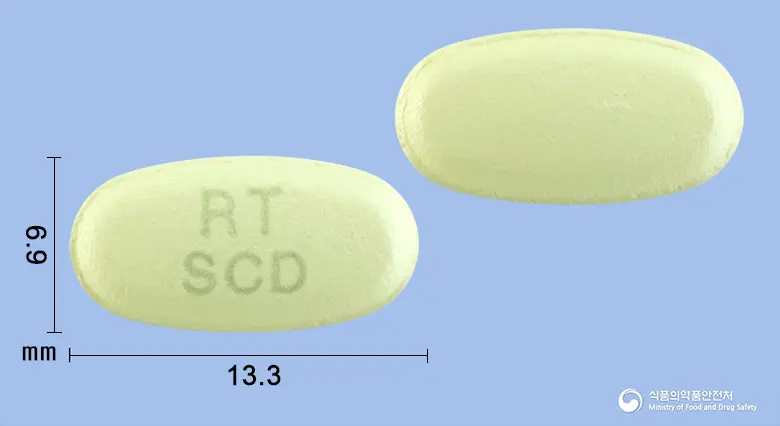 레토스정(클래리트로마이신) 앞뒤 사진 (연두색 타원형, 각인 RTSCD)