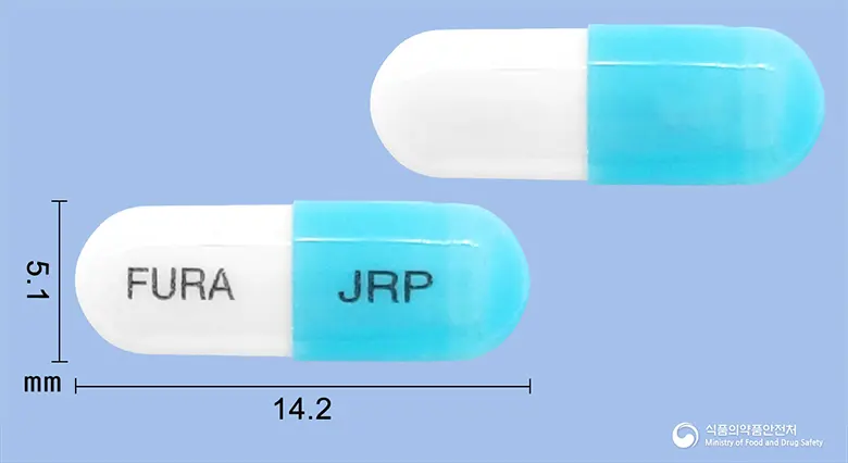 푸라졸캡슐(플루코나졸) 앞뒤 사진 (파란색 캡슐, 각인 FURA JRP)