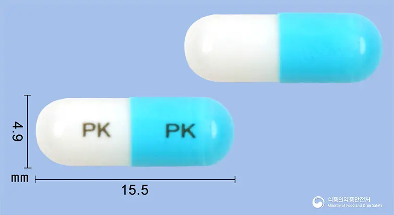 파비스플루코나졸캡슐50mg(플루코나졸) 앞뒤 사진 (파란색 캡슐, 각인 PK PK)