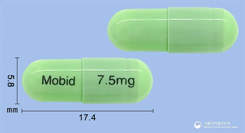 모비드캡슐(멜록시캄) 앞뒤 사진 (초록색 캡슐, 각인 Mobid 7.5mg)