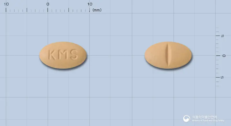 심바스포정20밀리그램(심바스타틴) 앞뒤 사진 (갈색 타원형, 각인 KMS)