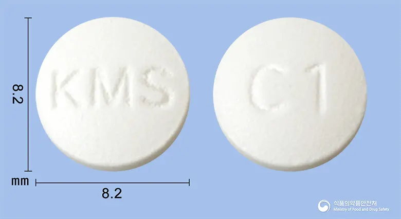아세클라정(아세클로페낙) 앞뒤 사진 (흰색 원형, 각인 KMS / C1)