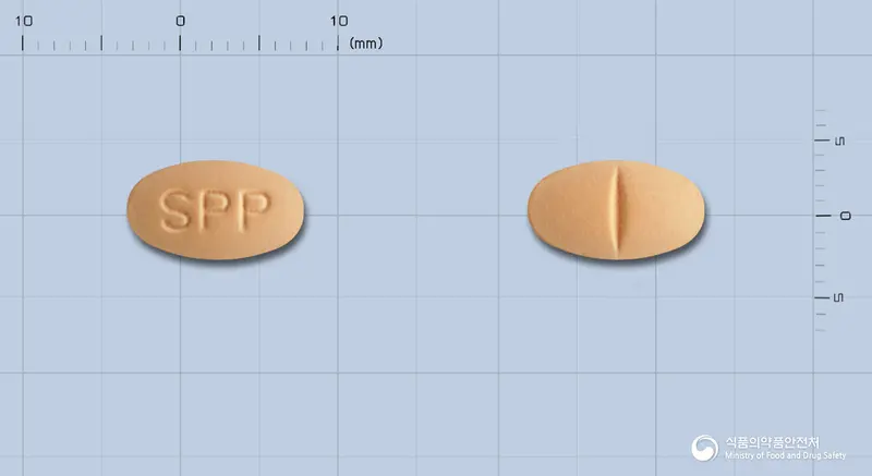 심바스탄정(심바스타틴) 앞뒤 사진 (주황색 타원형, 각인 SPP)