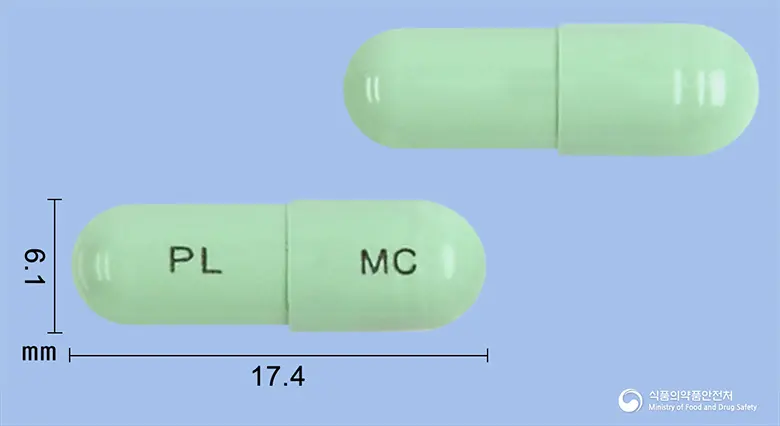 메로캄캡슐(멜록시캄) 앞뒤 사진 (연두색 캡슐, 각인 PL MC)