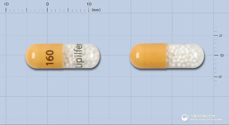 리필펜캡슐160mg(미세화페노피브레이트) 앞뒤 사진 (주황색 캡슐, 각인 160Lipilfen)
