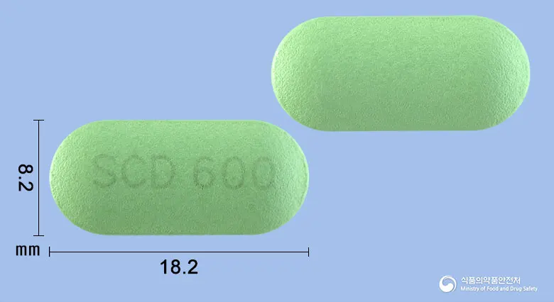 디아패시드정600mg(티옥트산) 앞뒤 사진 (연두색 장방형, 각인 SCD 600)