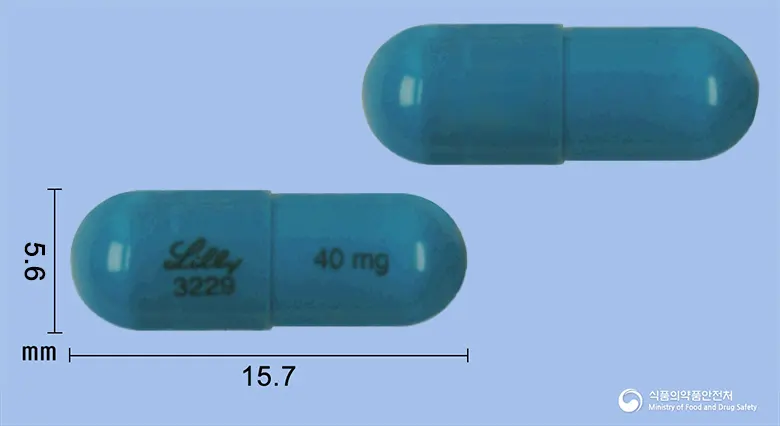 스트라테라캡슐40밀리그램(아토목세틴염산염) 앞뒤 사진 (파란색 캡슐, 각인 40mg 3229)