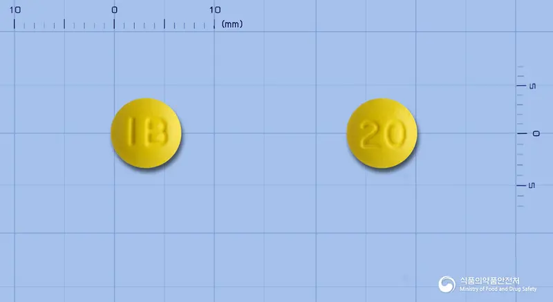 라베린정20mg(라베프라졸나트륨) 앞뒤 사진 (노란색 원형, 각인 IB / 20)