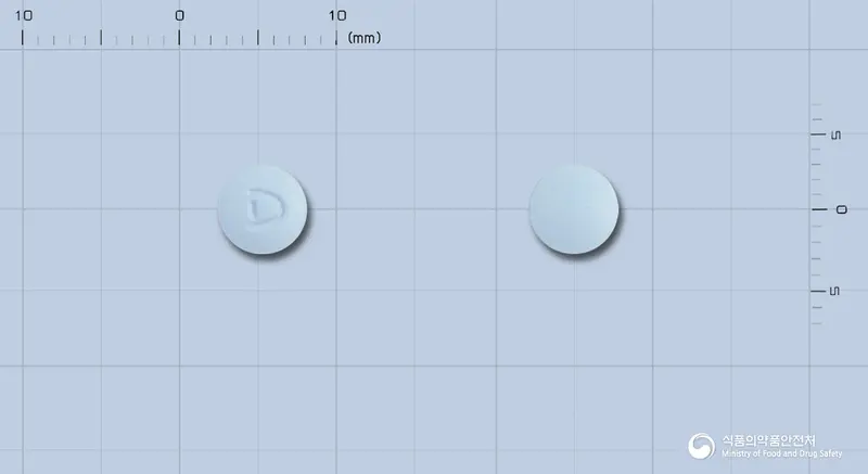 프레다정2mg(에스트라디올반수화물)(수출용)(수출명:Climadiol, Preda) 앞뒤 사진 (파란색 원형)
