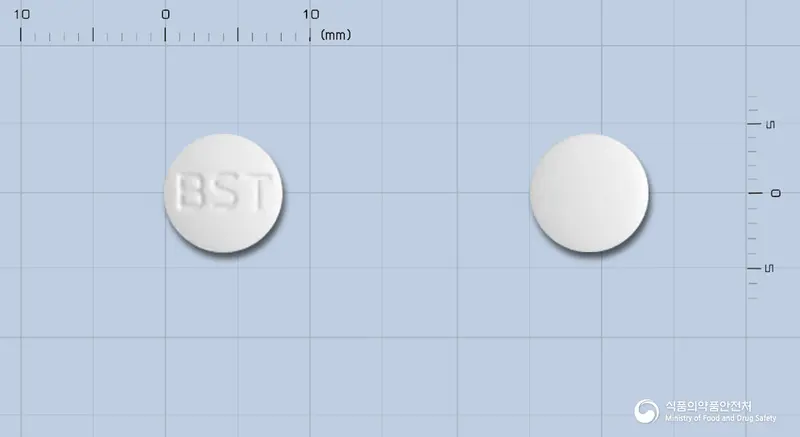 바소탈정10mg(말레인산에날라프릴) 앞뒤 사진 (흰색 원형, 각인 BST)