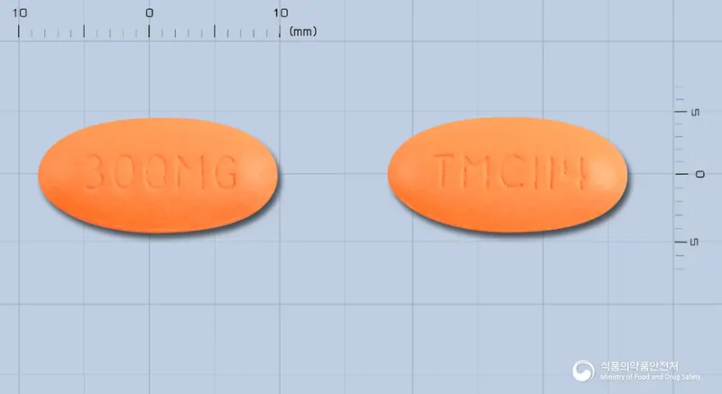 프레지스타정(다루나비어에탄올레이트) 앞뒤 사진 (주황색 타원형, 각인 300MG / TMC114)