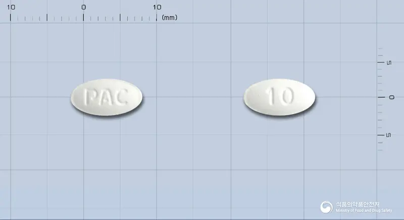 아리피드정10밀리그램(아토르바스타틴칼슘) 앞뒤 사진 (흰색 타원형, 각인 PAC / 10)