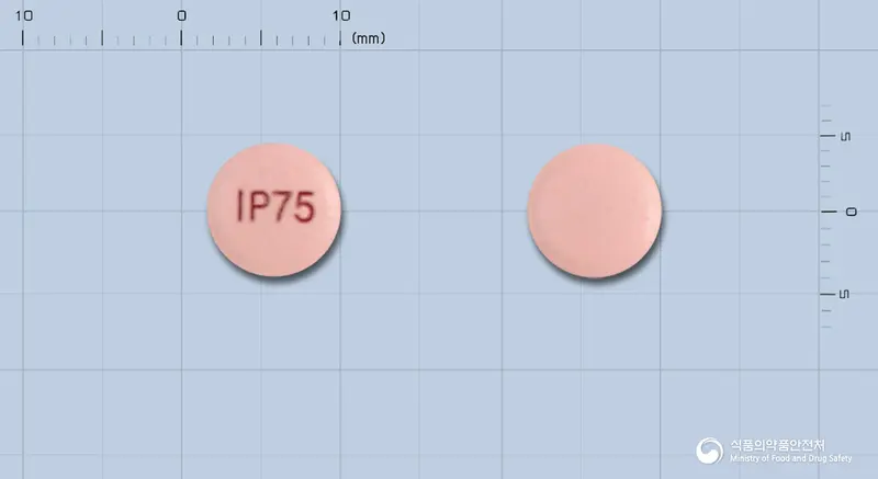인히플라트정(클로피도그렐캄실산염) 앞뒤 사진 (분홍색 원형, 각인 IP75)