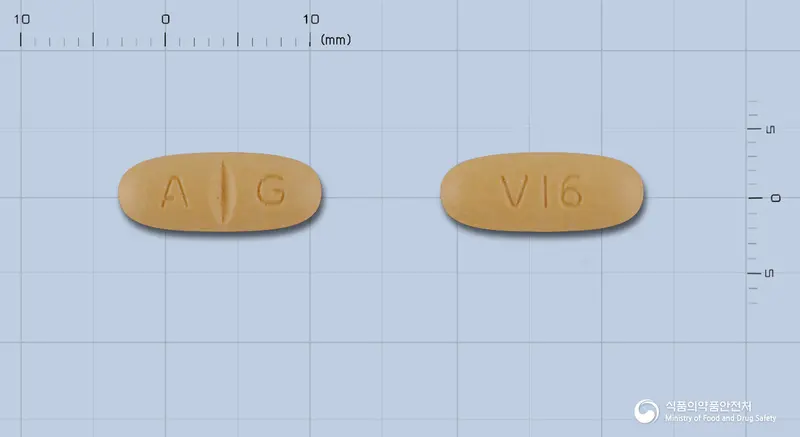 디큐반정160mg(발사르탄) 앞뒤 사진 (주황색 타원형, 각인 A G / V16)