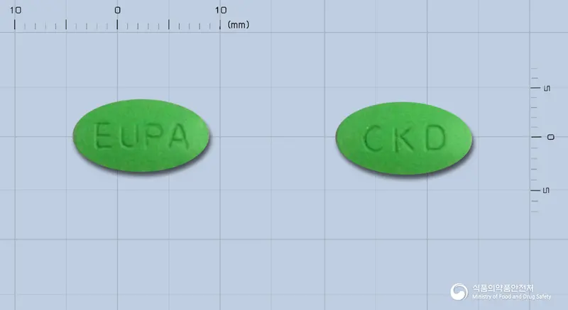 유파시딘정(애엽95%에탄올연조엑스(20→1)) 앞뒤 사진 (연두색 타원형, 각인 EUPA / CKD)