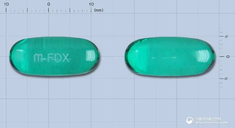 펜덱스연질캡슐(덱시부프로펜) 앞뒤 사진 (초록색·투명 캡슐, 각인 FDX)
