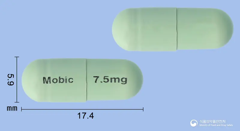 모빅캡슐7.5밀리그램(멜록시캄) 앞뒤 사진 (초록색 캡슐, 각인 Mobic 7.5mg)
