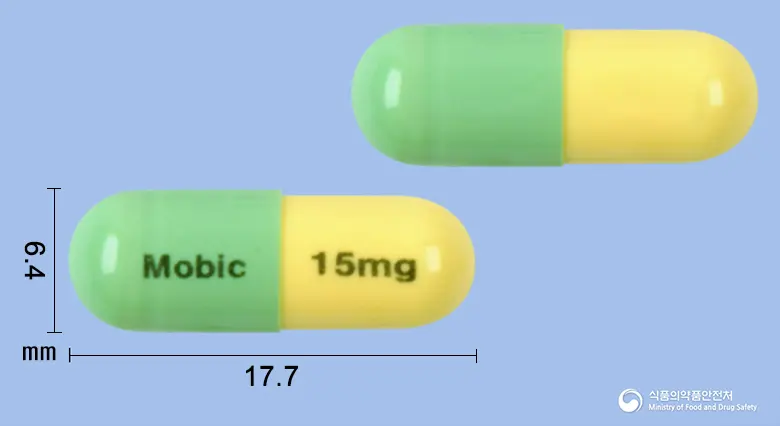 모빅캡슐15밀리그램(멜록시캄) 앞뒤 사진 (초록색 캡슐, 각인 Mobic 15mg)