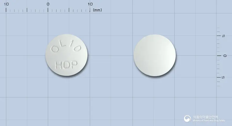 올라핀정10밀리그램(올란자핀) 앞뒤 사진 (흰색 원형, 각인 OL10HDP)