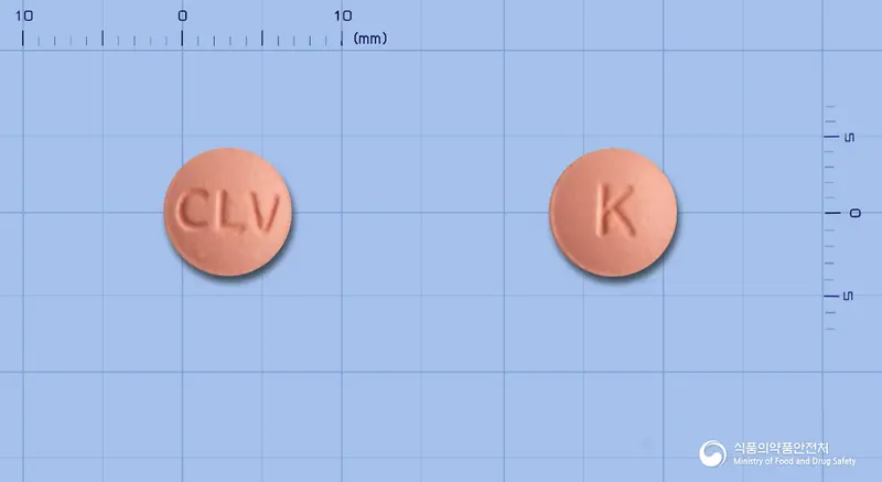 크로바틴정10mg(로수바스타틴칼슘) 앞뒤 사진 (분홍색 원형, 각인 CLV / K)