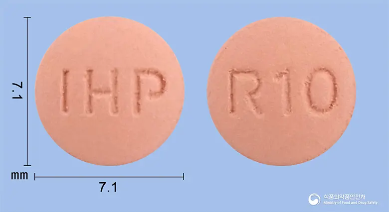 레스타정10밀리그램(로수바스타틴칼슘) 앞뒤 사진 (분홍색 원형, 각인 IHP / R10)