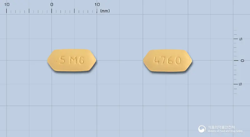 에피언트정5밀리그램(프라수그렐염산염) 앞뒤 사진 (노란색 육각형, 각인 5MG / 4760)