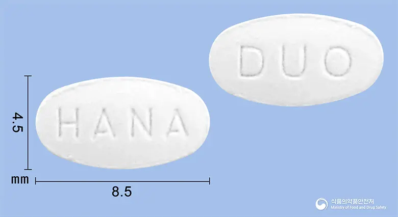 듀오디핀정 앞뒤 사진 (흰색 타원형, 각인 HANA / DUO)