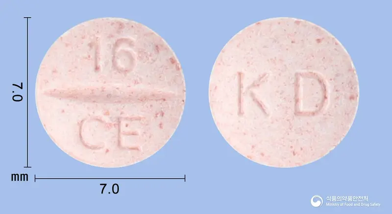 칸사타정16밀리그램(칸데사르탄실렉세틸) 앞뒤 사진 (분홍색 원형, 각인 16 CE / KD)