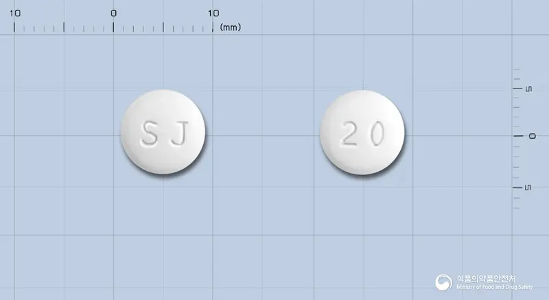 에이알비-에스정20밀리그램(올메사탄메독소밀) 앞뒤 사진 (흰색 원형, 각인 SJ / 20)