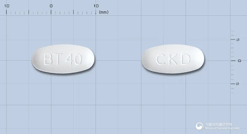 벨메텍정40밀리그램(올메사르탄메독소밀) 앞뒤 사진 (흰색 타원형, 각인 BT40 / CKD)