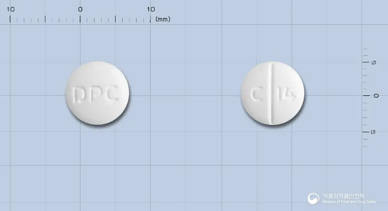 올산정20밀리그램(올메사탄메독소밀) 앞뒤 사진 (흰색 원형, 각인 DPC / C 14)