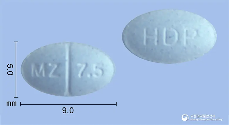 멀타핀정7.5밀리그램(미르타자핀) 앞뒤 사진 (파란색 타원형, 각인 MZ 7.5 / HDP)