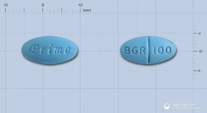 보그라정100밀리그램(실데나필시트르산염) 앞뒤 사진 (파란색 타원형, 각인 BGR 100)