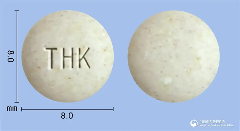 더가드코와정장정 앞뒤 사진 (흰색 원형, 각인 THK)