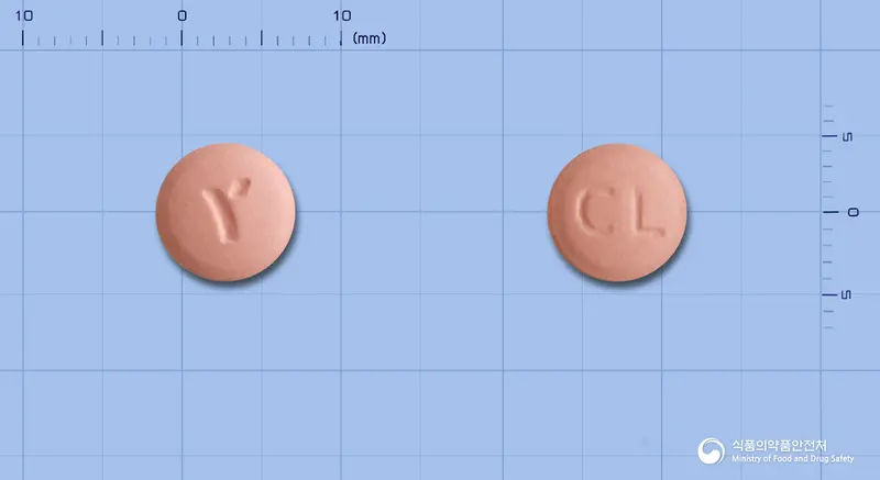 크로피렐정(클로피도그렐황산수소염) 앞뒤 사진 (분홍색 원형, 각인 CL)