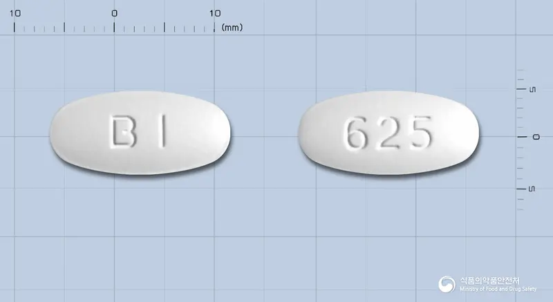바이크라정625mg(아목시실린·클라불란산칼륨) 앞뒤 사진 (흰색 타원형, 각인 BI / 625)