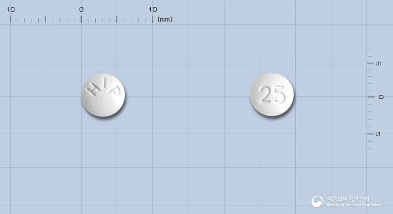 레써니정(레보설피리드) 앞뒤 사진 (흰색 원형, 각인 HIP / 25)