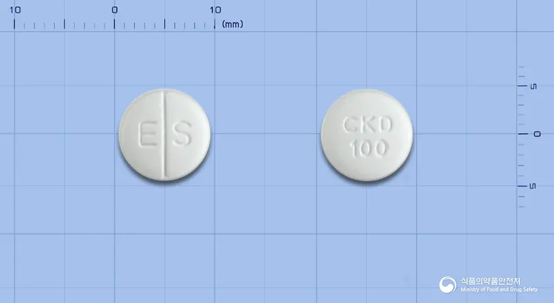 엘로쎄타정100밀리그램(엘로티닙염산염) 앞뒤 사진 (흰색 원형, 각인 E S / CKD100)