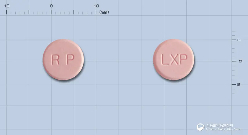 알피록소펜정(록소프로펜나트륨수화물) 앞뒤 사진 (분홍색 원형, 각인 RP / LXP)