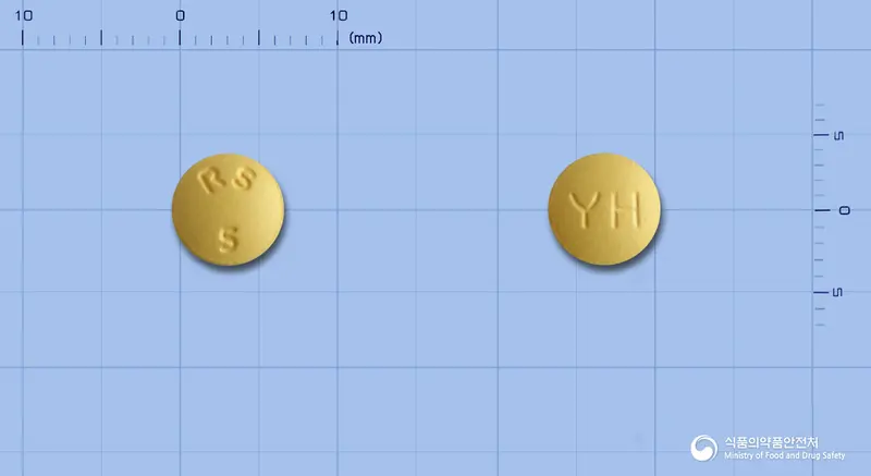 모노로바정5밀리그램(로수바스타틴칼슘) 앞뒤 사진 (노란색 원형, 각인 RS5 / YH)